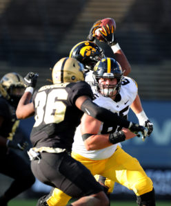 College Football's 20 best offensive linemen of 2021