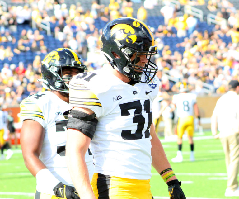 College Football's 20 best linebacker of 2022