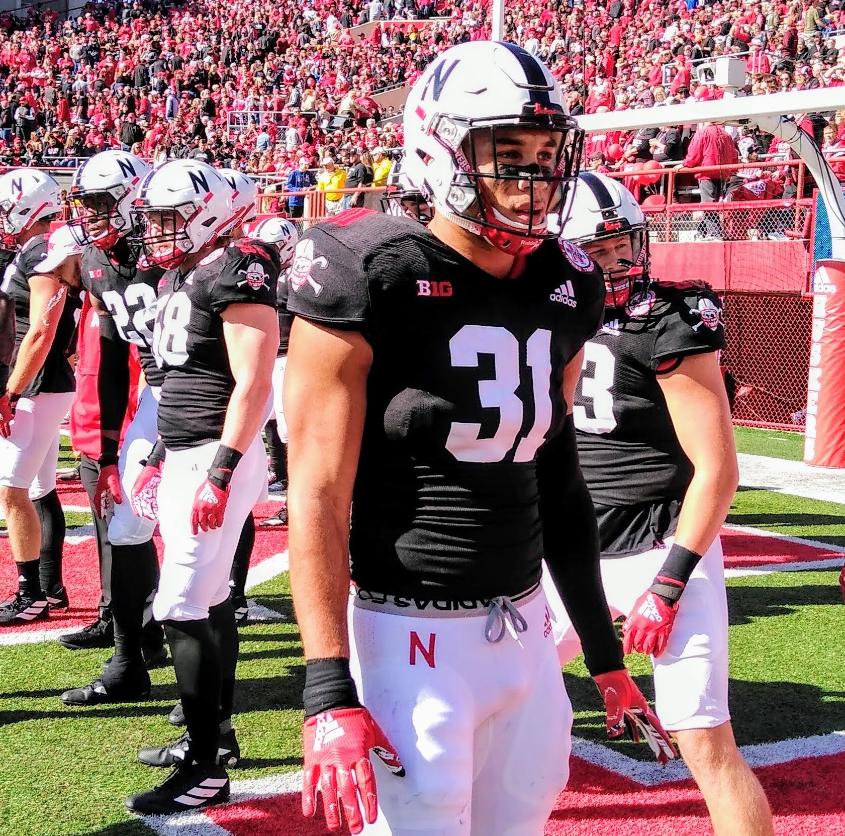 Top 10 returning linebackers in college football for the 2023 season, College Football