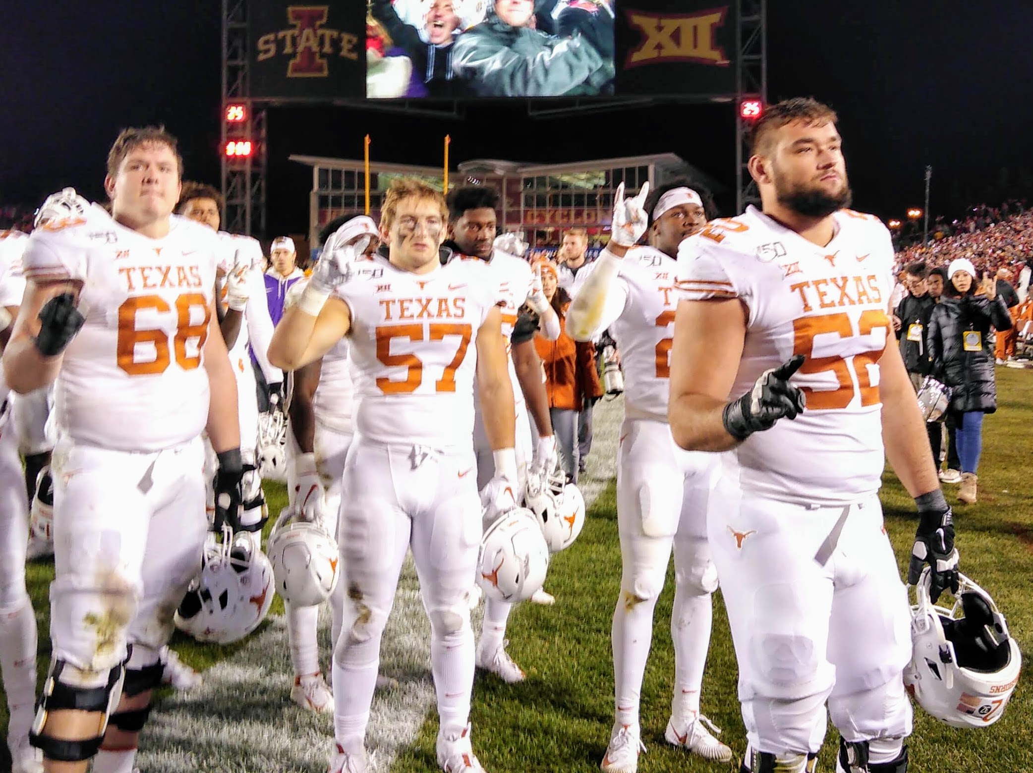 Ohio State-Penn State  Buckeyes offensive line paves the way