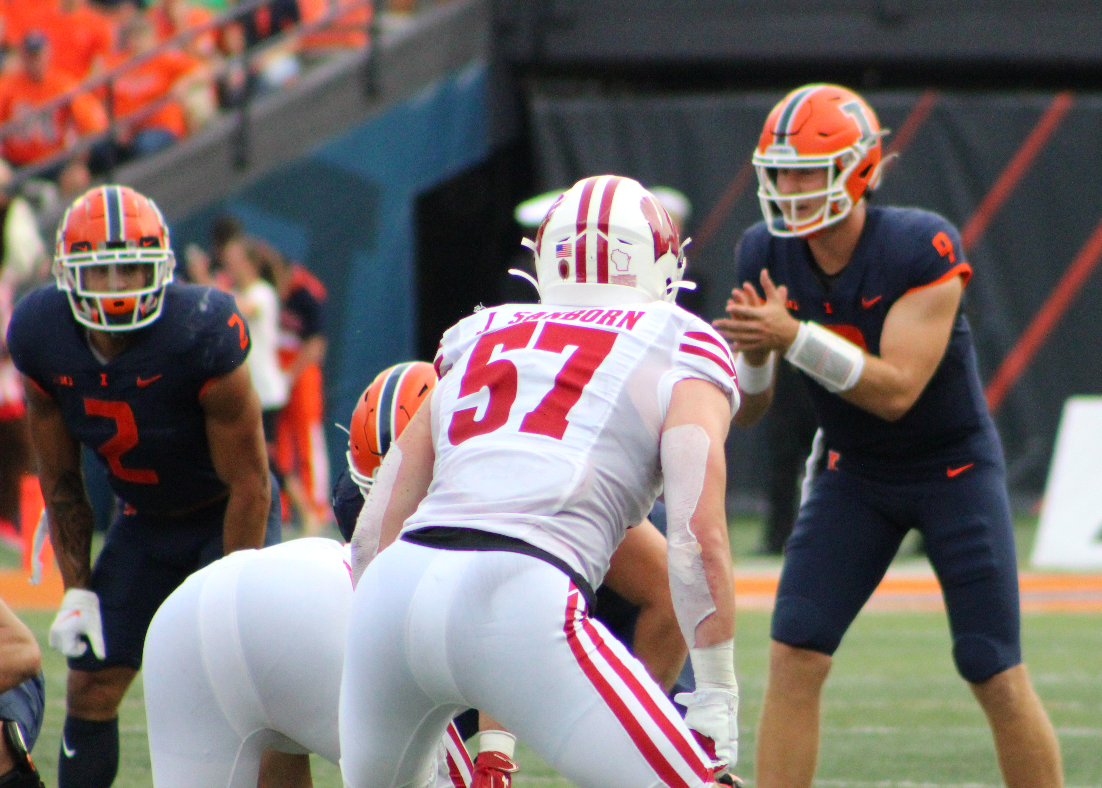 Defense forces fumble, Jack Sanborn recovers