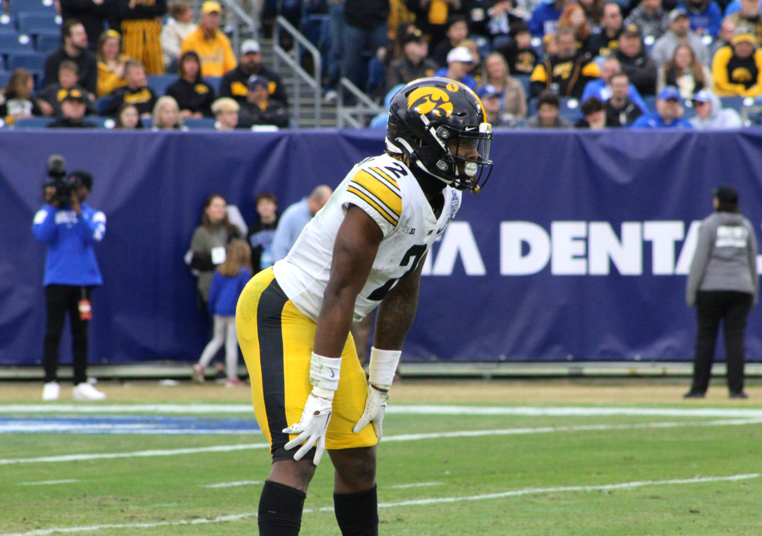 Kaleb Johnson focusing on polishing receiving skills for Hawkeyes ...